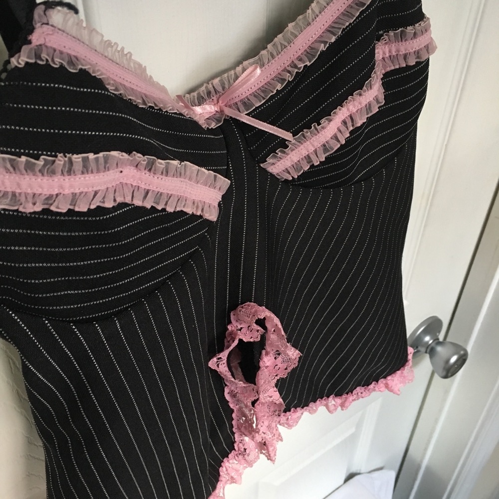 Black & pink pinstripe lingerie set, gangster